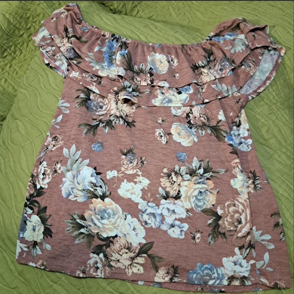 Flower Flowy Ruffled Top/Over the Shoulder Top.